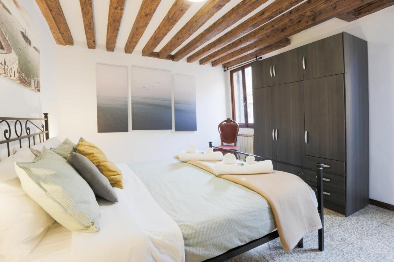 Santa Croce Guest House Venesia Bagian luar foto