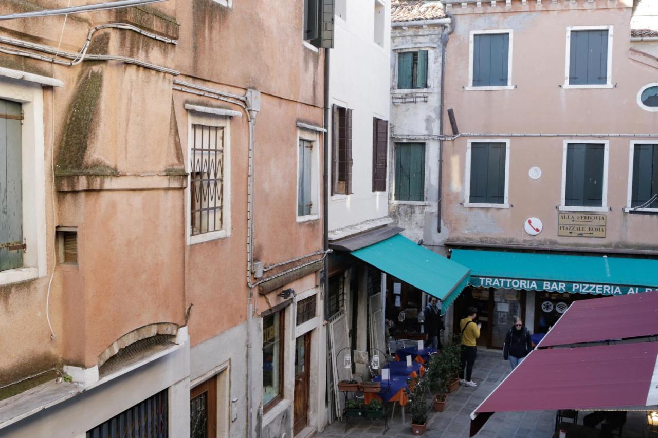 Santa Croce Guest House Venesia Bagian luar foto